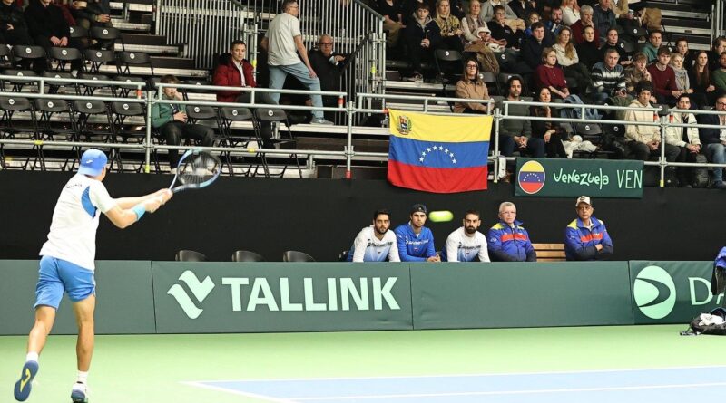 Estonia vence a Venezuela en su casa